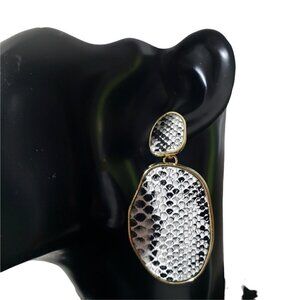 Womens White Snakeskin Print Faceted Oval Shaped Dangling Post Earrings Jewelry